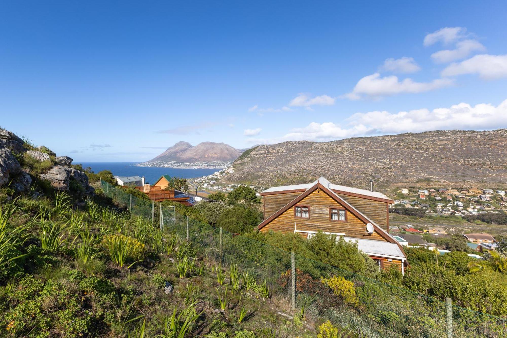 Lark House, Peaceful Mountain Home With Ocean Views And Power Backup Cape Town Bagian luar foto