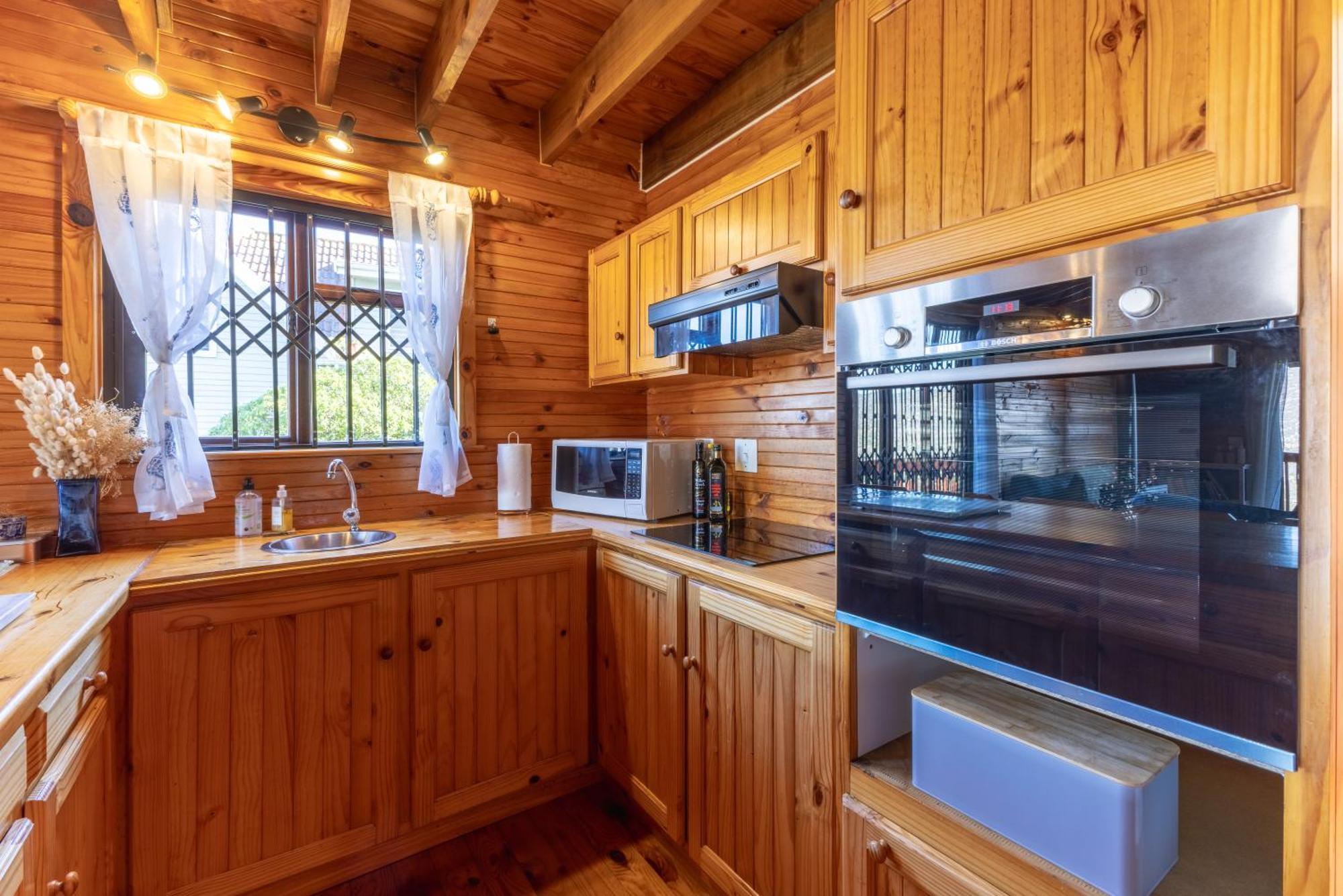 Lark House, Peaceful Mountain Home With Ocean Views And Power Backup Cape Town Bagian luar foto